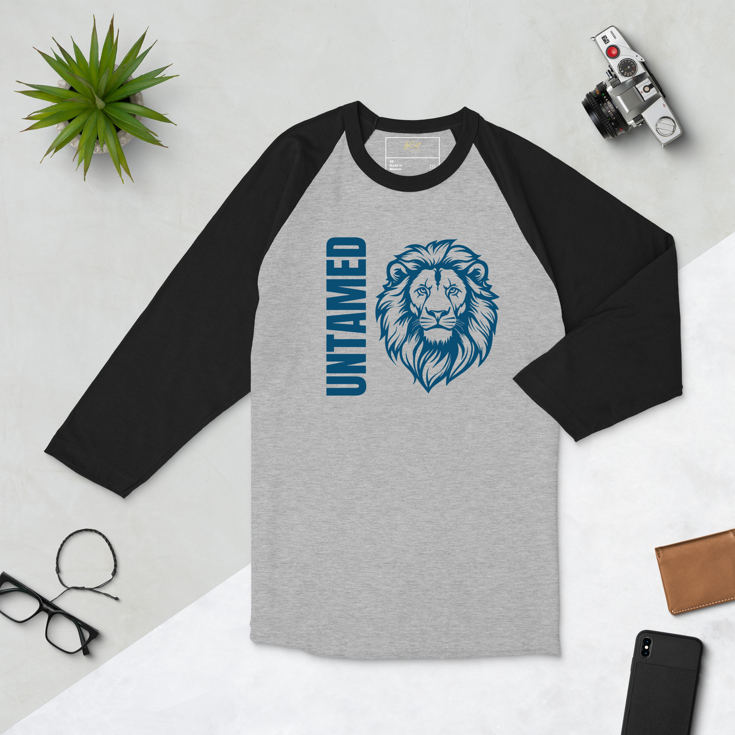 UNISEX 3/4 SLEEVE RAGLAN SHIRT - Lion